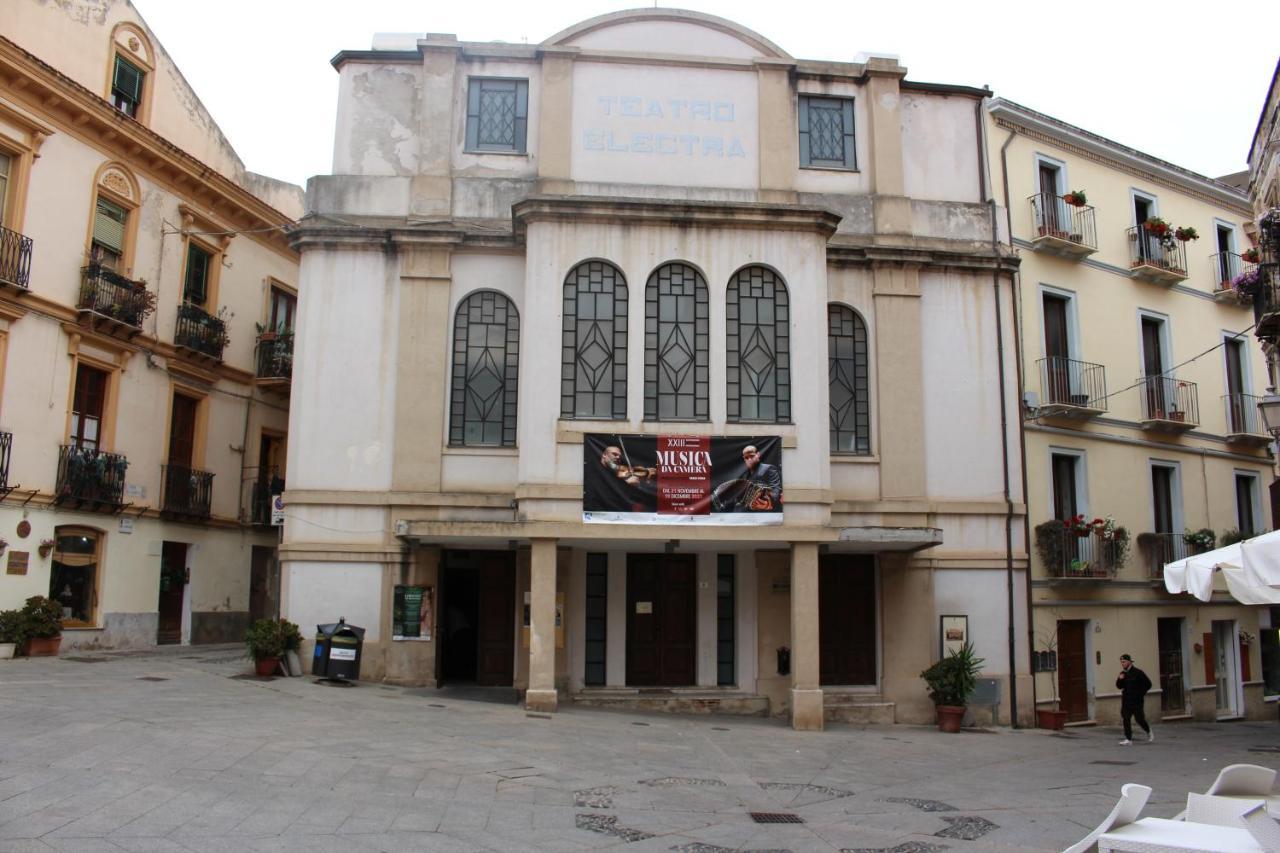 Via Cavour 19, Camere Del Conte Iglesias Εξωτερικό φωτογραφία